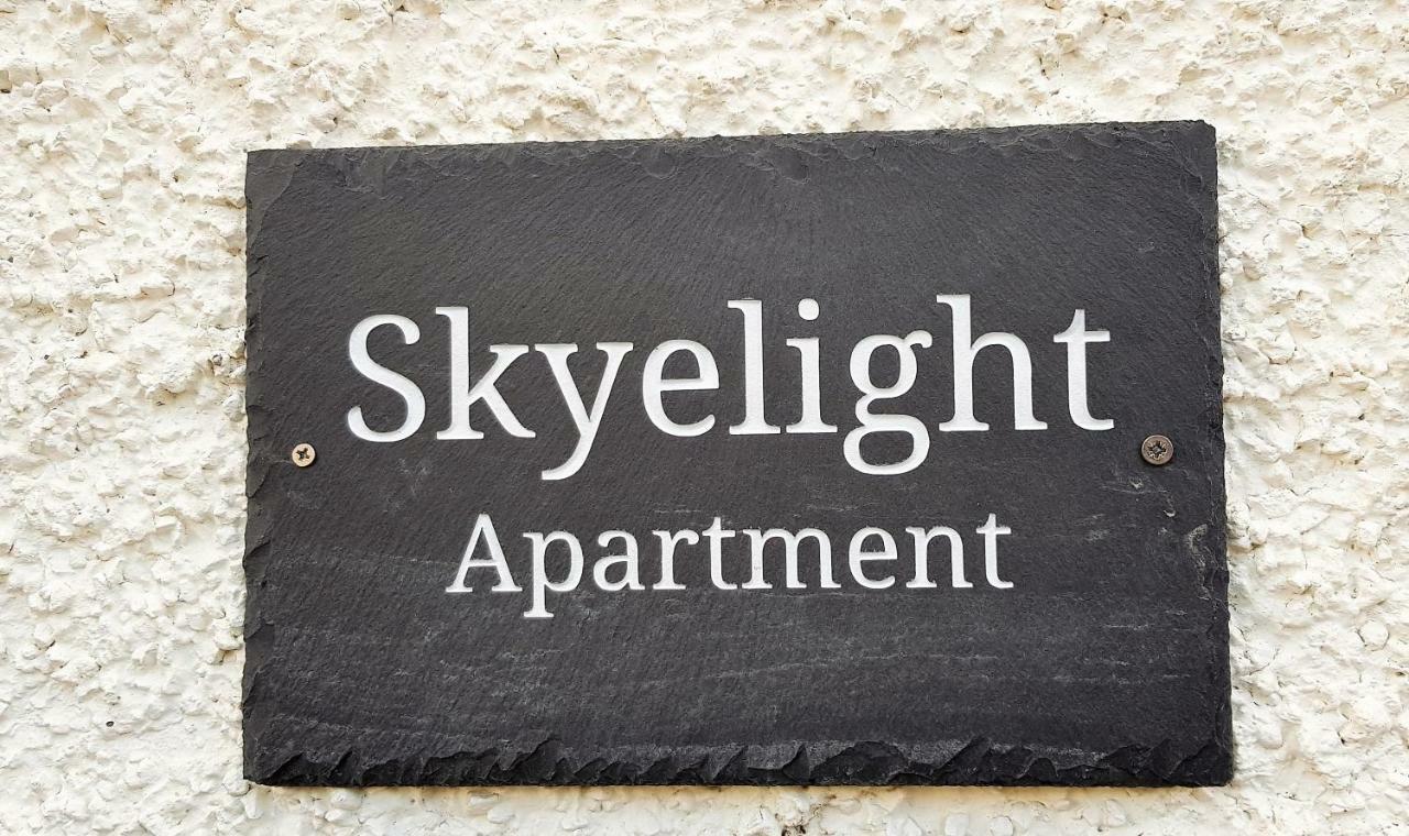 Skyelight Apartment Portree Luaran gambar